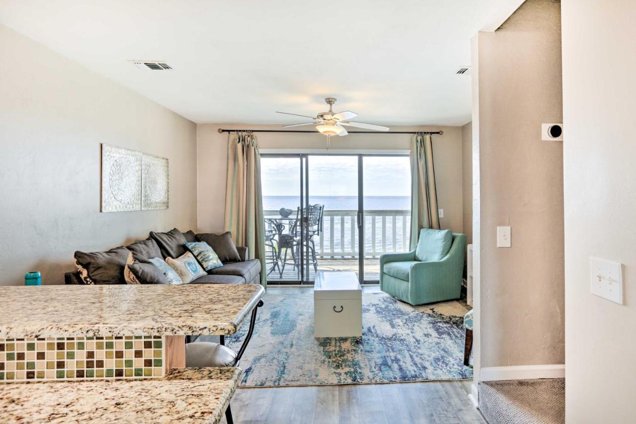 Waterfront Escape With Balcony On Shell Point Beach! Panacea Exterior photo